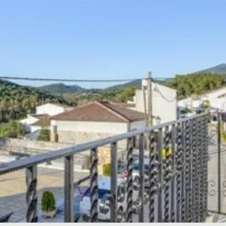 Los Arcos Apartment *