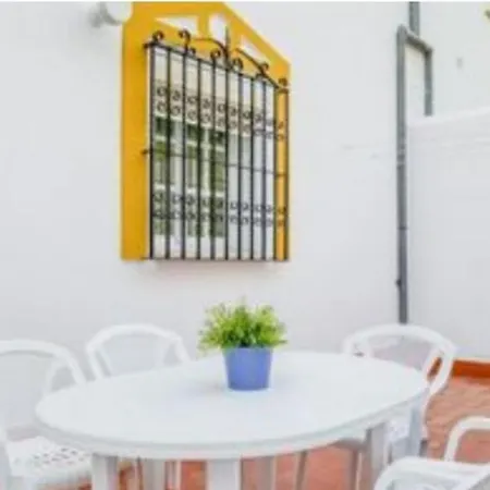 Los Arcos Apartment *